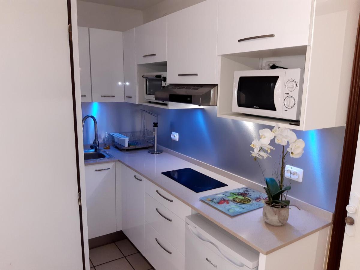 Studio Climatisé - Piscine-Plage - 1 à 2 personnes Sainte-Anne Extérieur photo